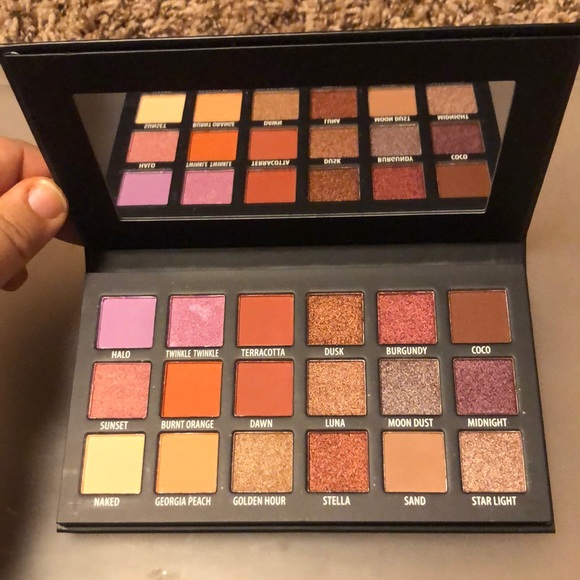 KAB Cosmetics Other - KAB Cosmetics DAY+NIGHT Eyeshadow Palette. 18 colors